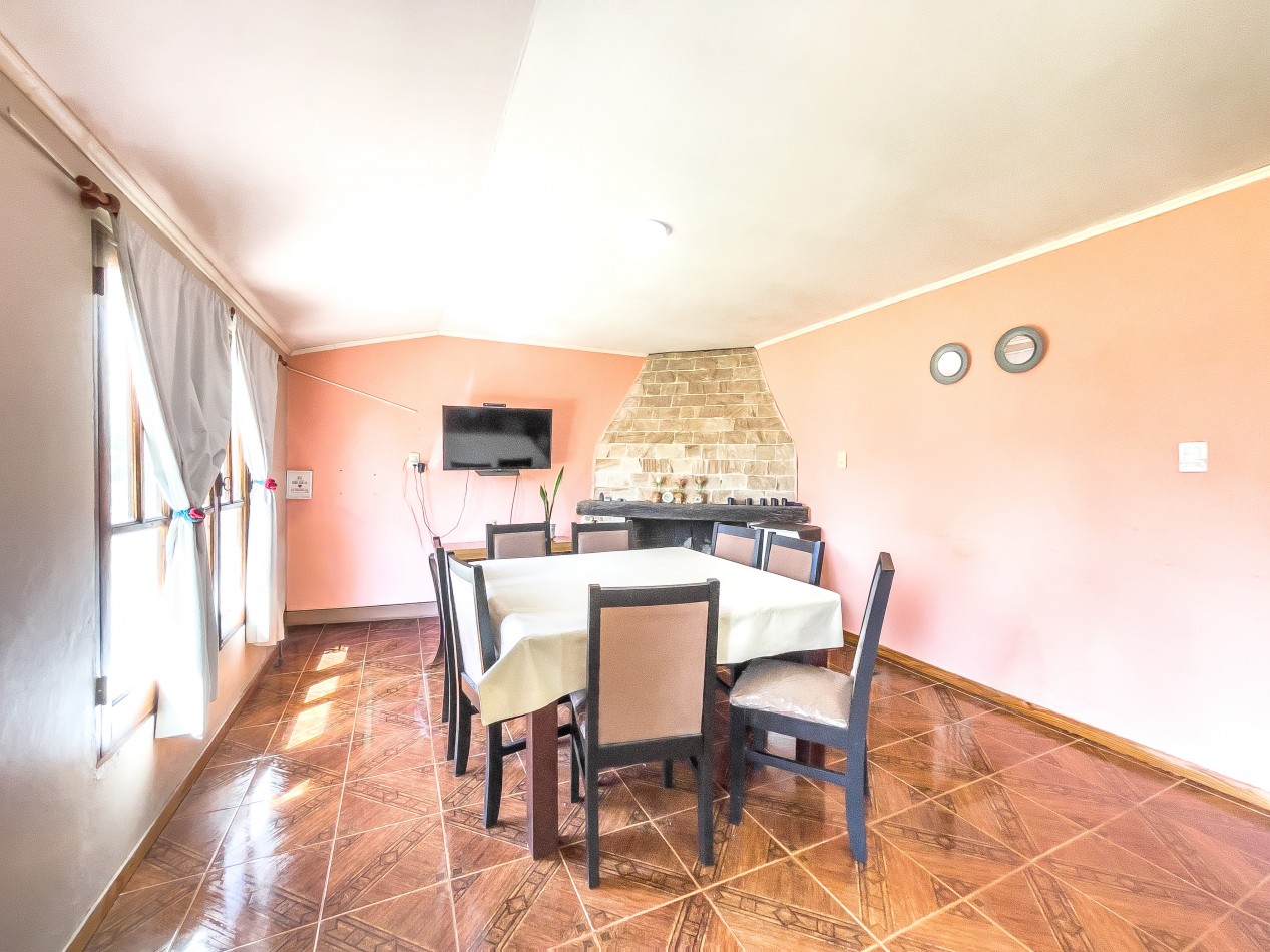 CASA CON PARQUE Y GAS NATURAL - BARRIO LA ESCONDIDA EL CHAÑARAL