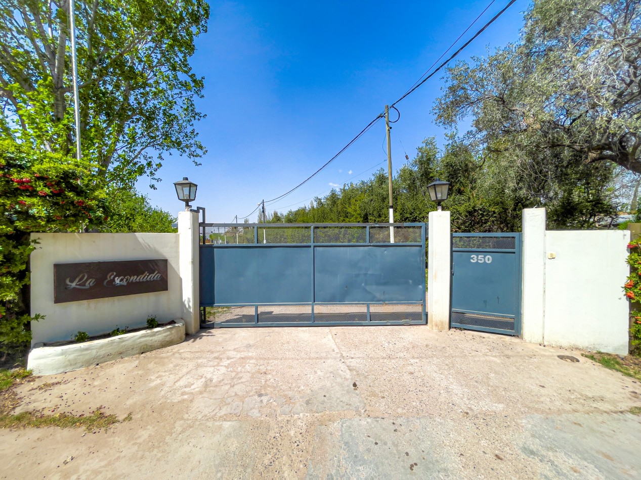 CASA CON PARQUE Y GAS NATURAL - BARRIO LA ESCONDIDA EL CHAÑARAL