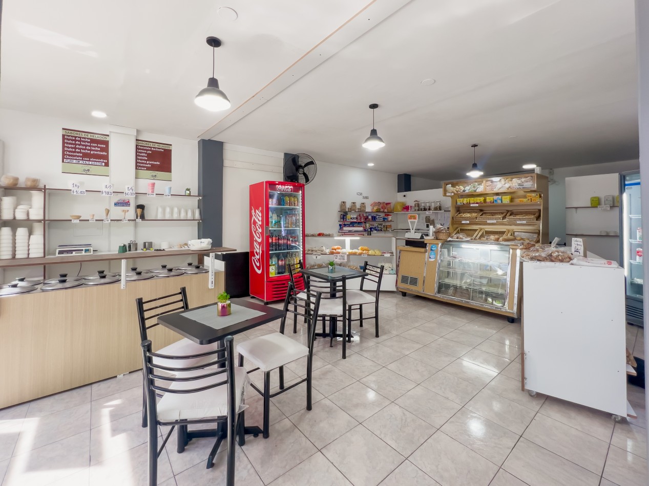 PANADERIA-CAFETERIA-FIAMBRERIA-HELADERIA