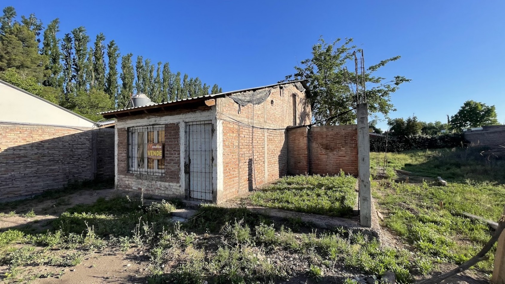 CASA A TERMINAR - TERRENO 498M²