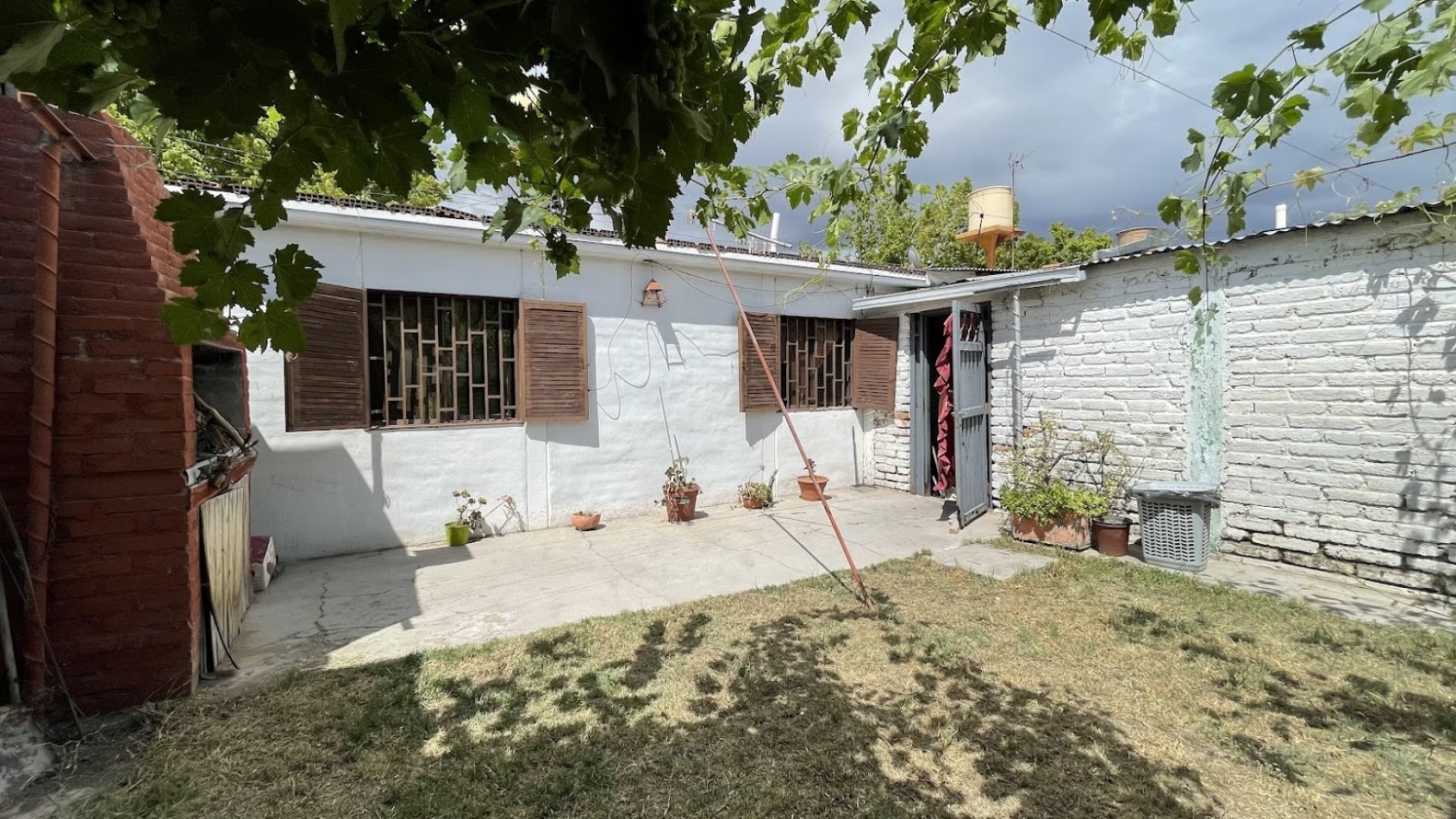 CASA 3 DORMITORIOS BARRIO SMATA 1