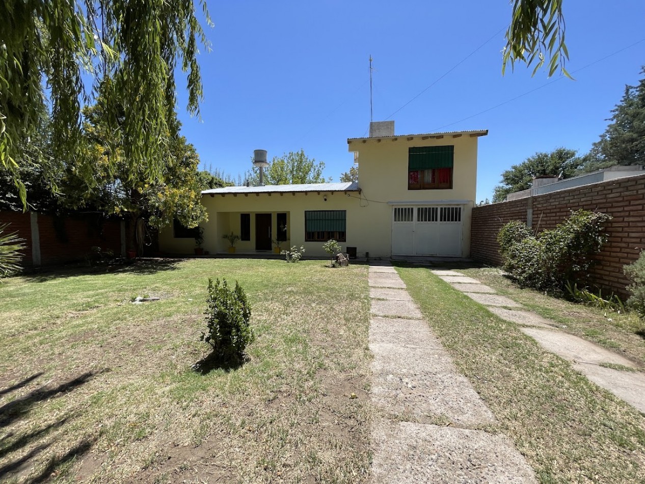 CASA FAMILIAR CON DEPARTAMENTO Y POTENCIAL TURISTICO