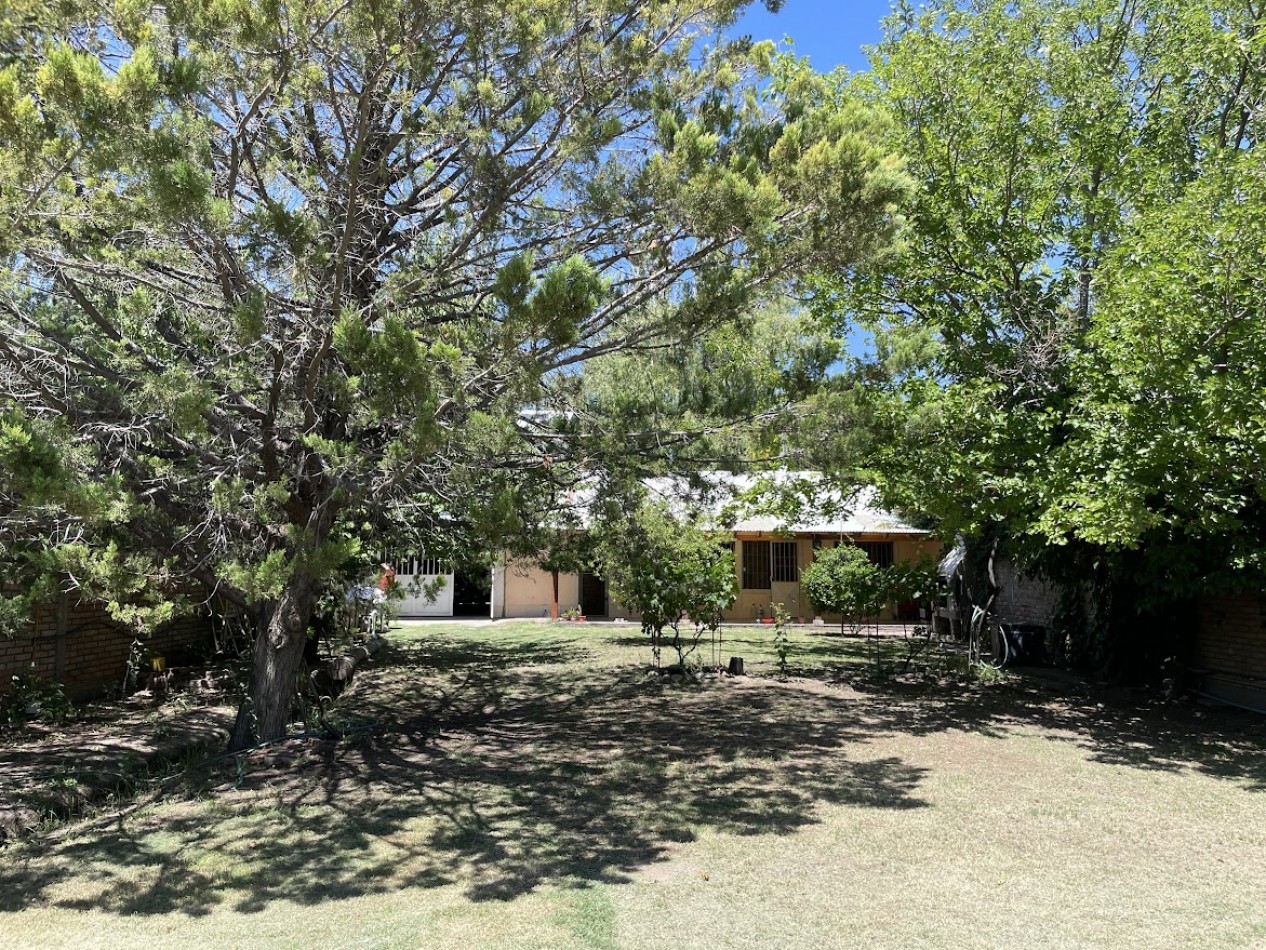 CASA FAMILIAR CON DEPARTAMENTO Y POTENCIAL TURISTICO