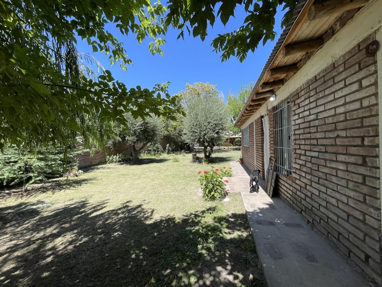 CASA FAMILIAR CON DEPARTAMENTO Y POTENCIAL TURISTICO