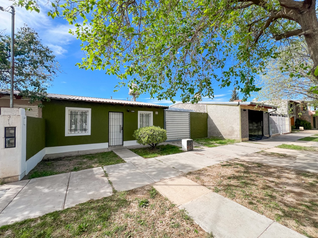 CASA TOTALMENTE AMUEBLADA Y EQUIPADA - AVENIDA MORENO, SAN RAFAEL MENDOZA