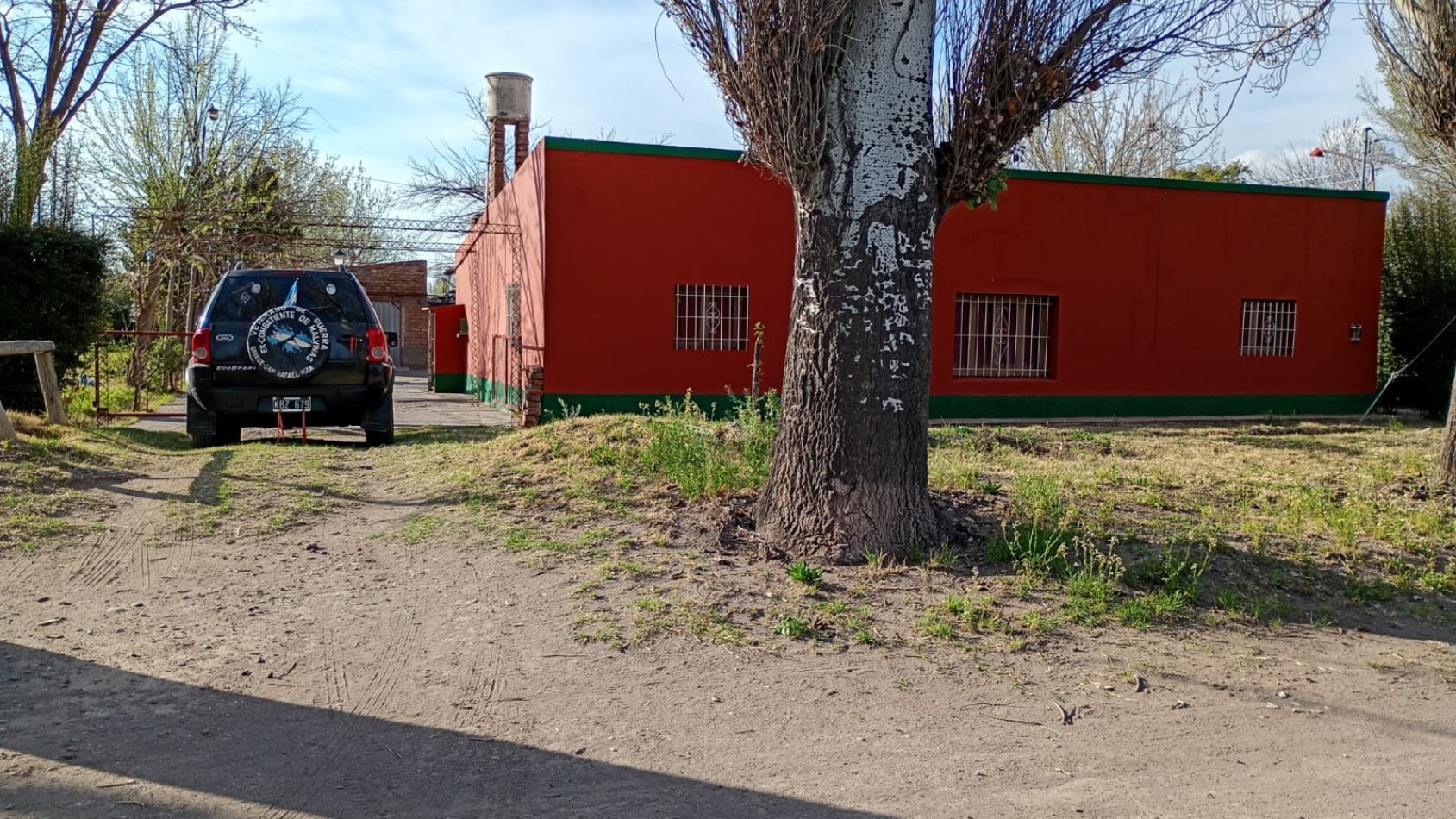 TERRENO DE 2500 M2 CON AMPLIA CASA Y GALPON EN GOUDGE