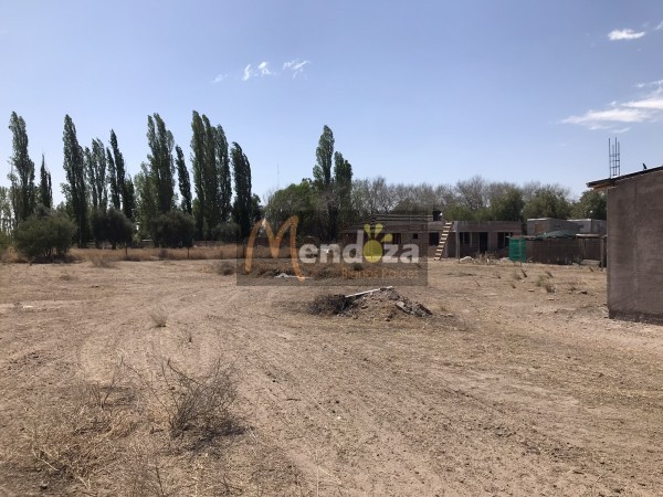 CALLE BIANCHI - CASA A TERMINAR - 2000m2