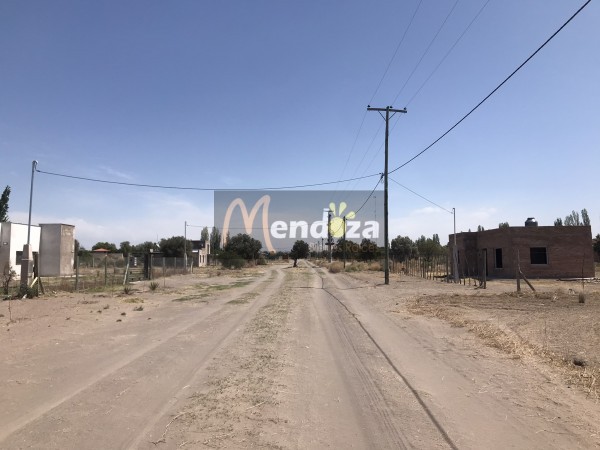 CALLE BIANCHI - CASA A TERMINAR - 2000m2