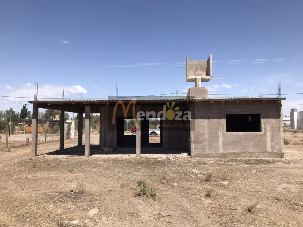 CALLE BIANCHI - CASA A TERMINAR - 2000m2