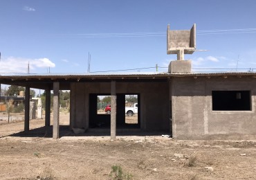 CALLE BIANCHI - CASA A TERMINAR - 2000m2