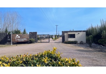 CLUB DE CAMPO LOS CARDOS - LOTE DE 628M2