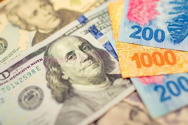 Alquileres tras la salida del cepo: conviene hacer los contratos en dólares o en pesos